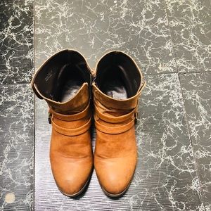 Chinese laundry size 7 booties